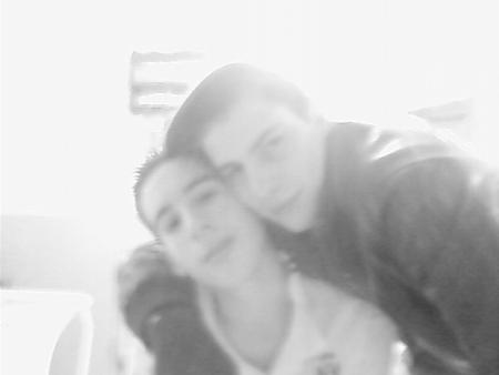 mon cousin avec mon bebe d'amour